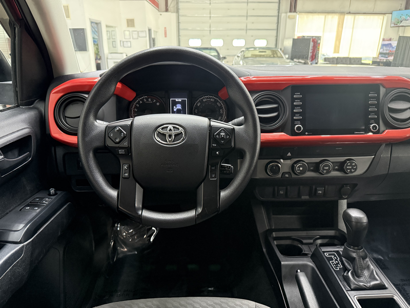 Vehicle image 28
