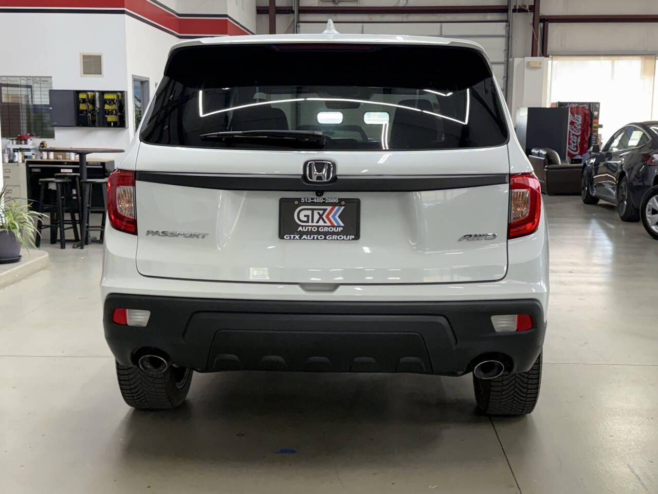 Vehicle image 5