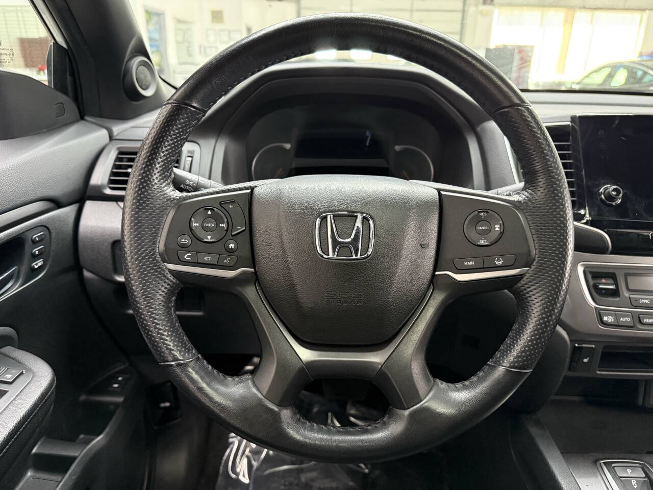 Vehicle image 21