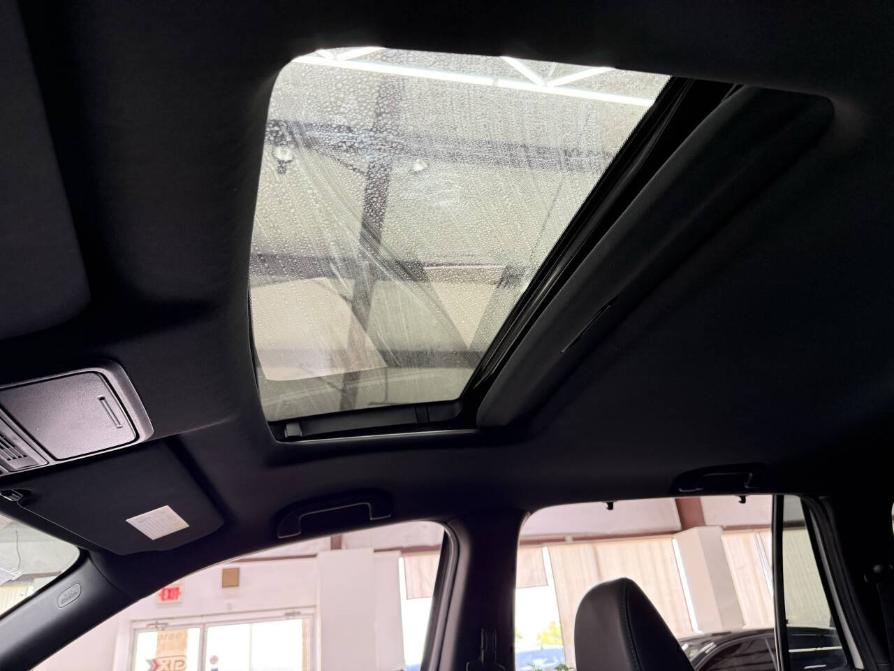 Vehicle image 31
