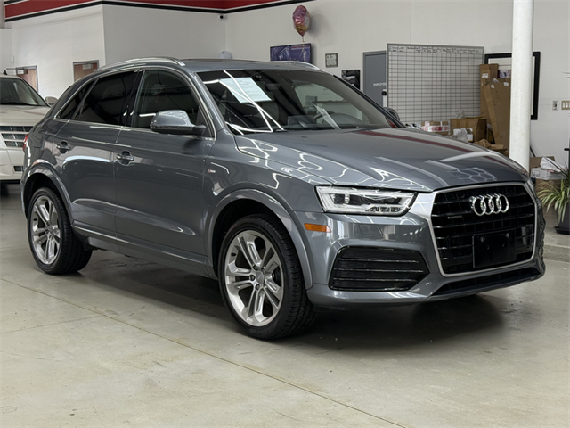 2016 AUDI Q3