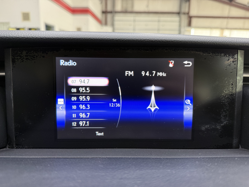 Vehicle image 26