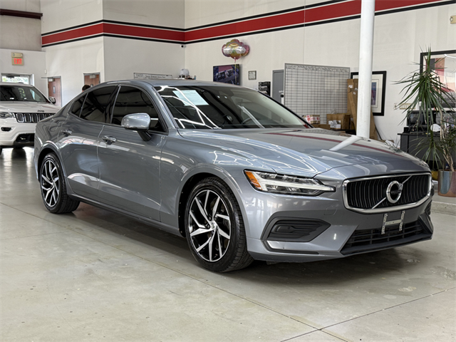 2020 VOLVO S60