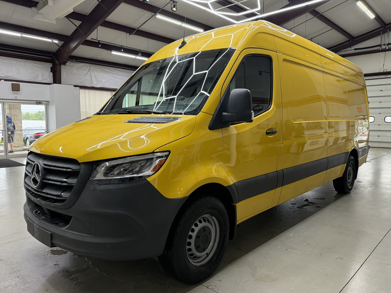 Vehicle image 0