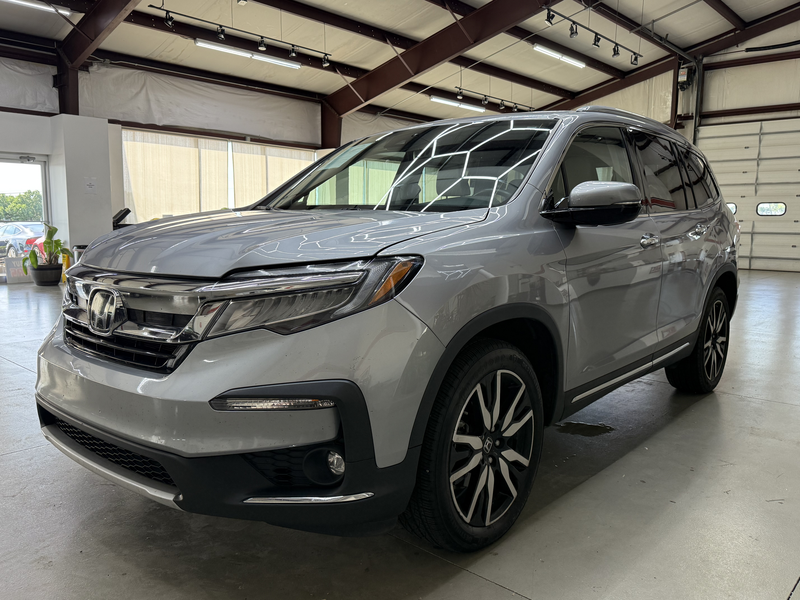 Vehicle image 4