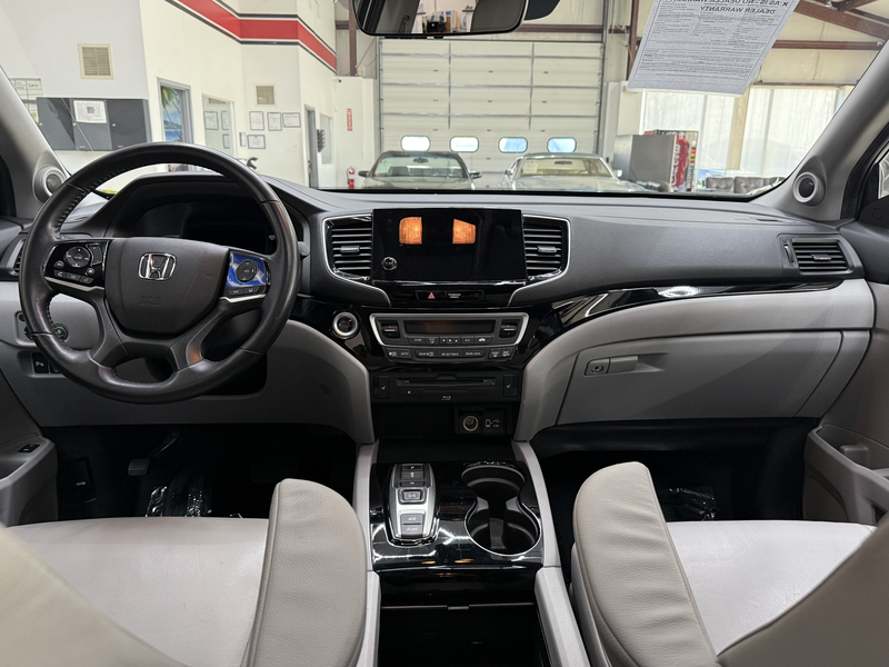Vehicle image 20