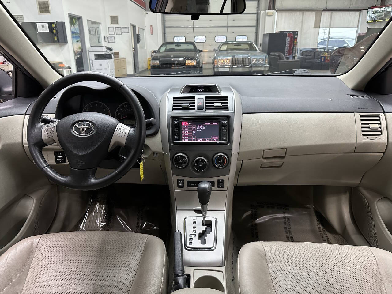 Vehicle image 17