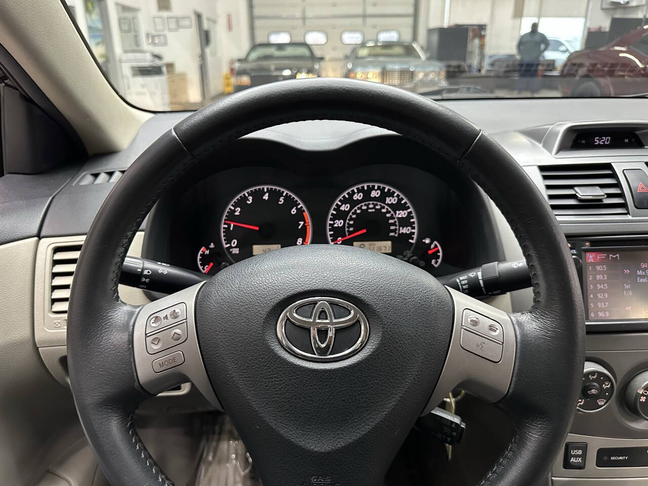 Vehicle image 19