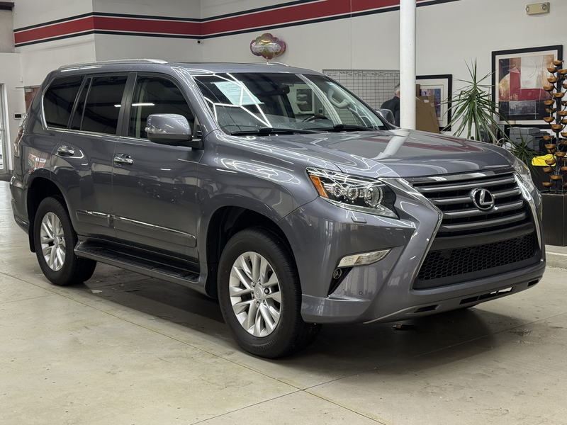 Vehicle image 0