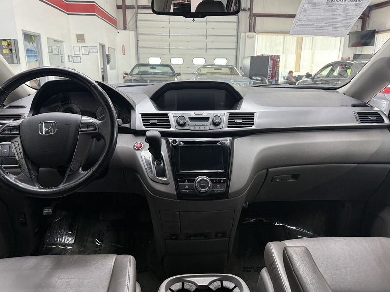 Vehicle image 17