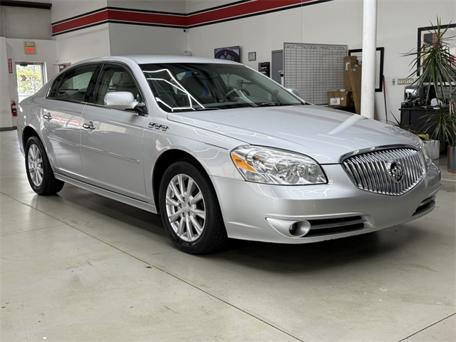 2011 BUICK LUCERNE