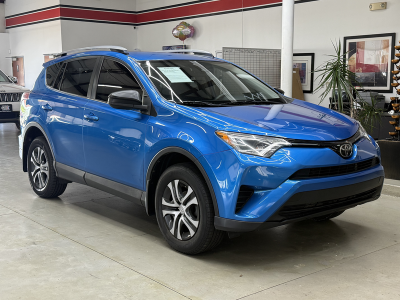 Vehicle image 0