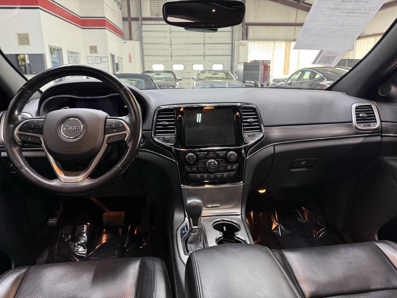 Vehicle image 19