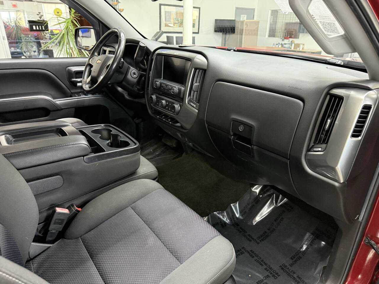 Vehicle image 17
