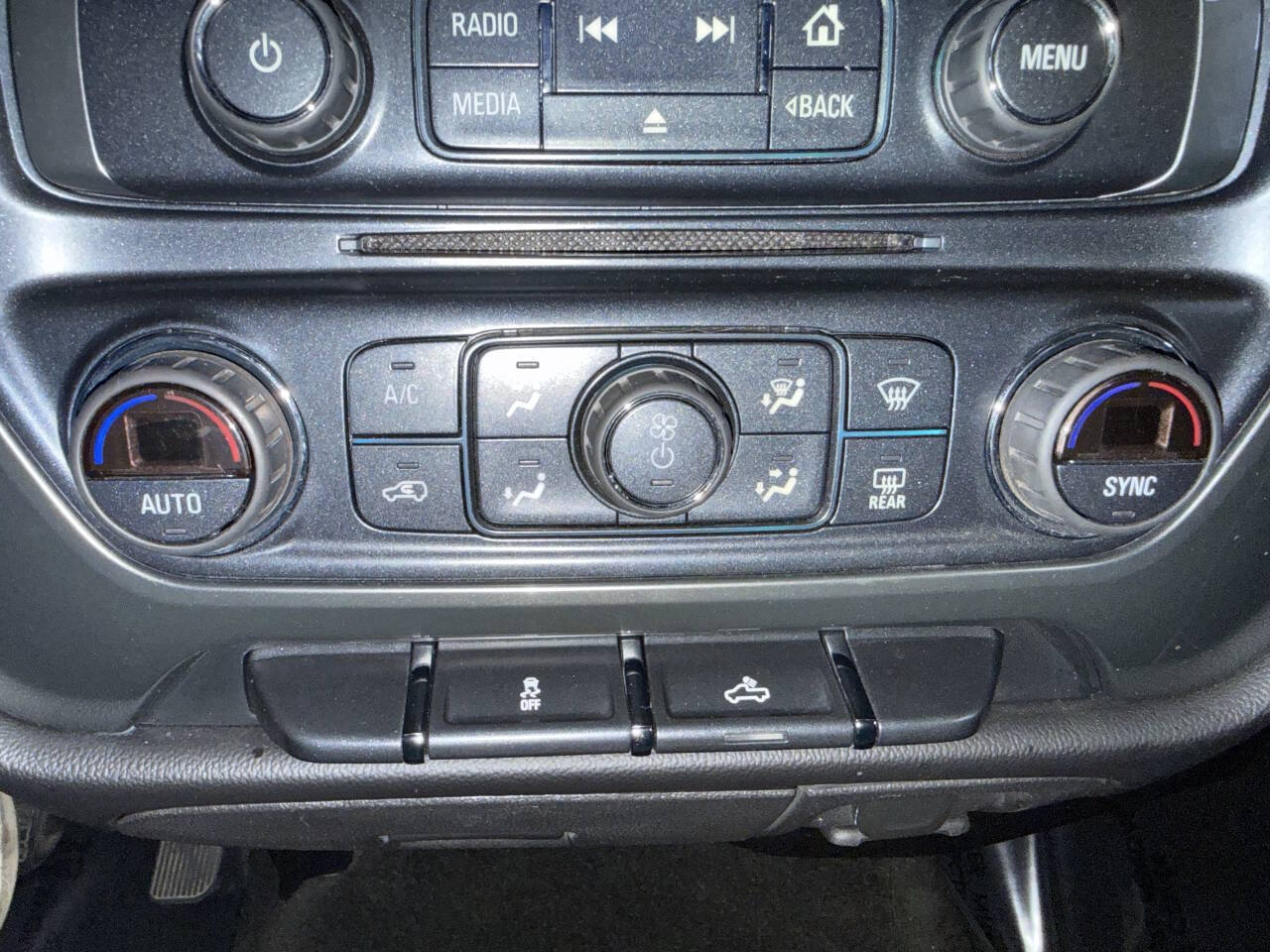 Vehicle image 28