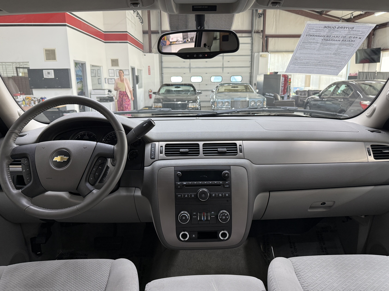Vehicle image 18