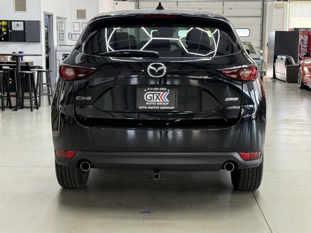 Vehicle image 5