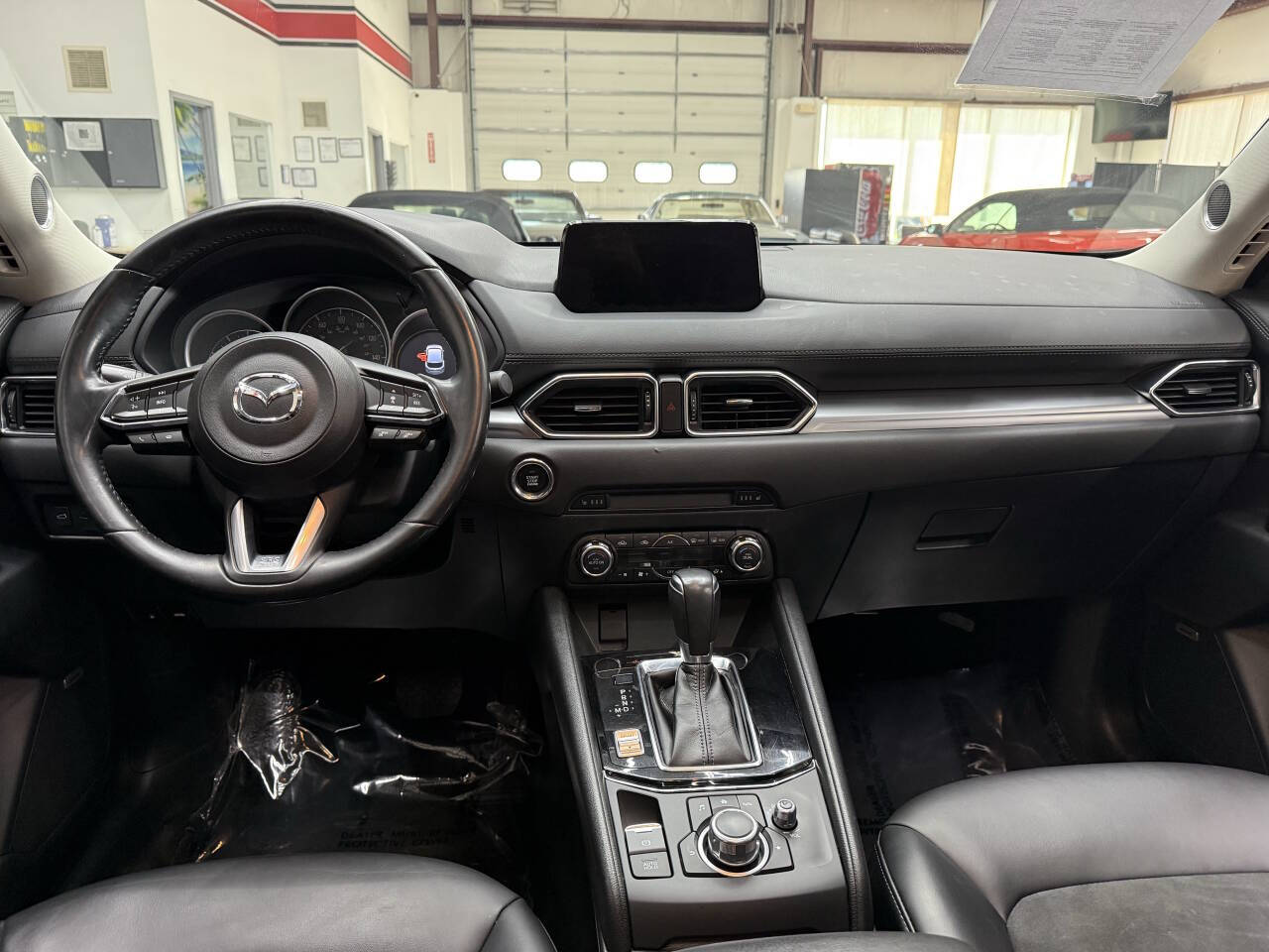Vehicle image 19