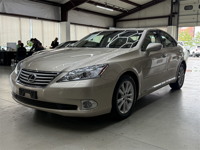 2011 LEXUS ES