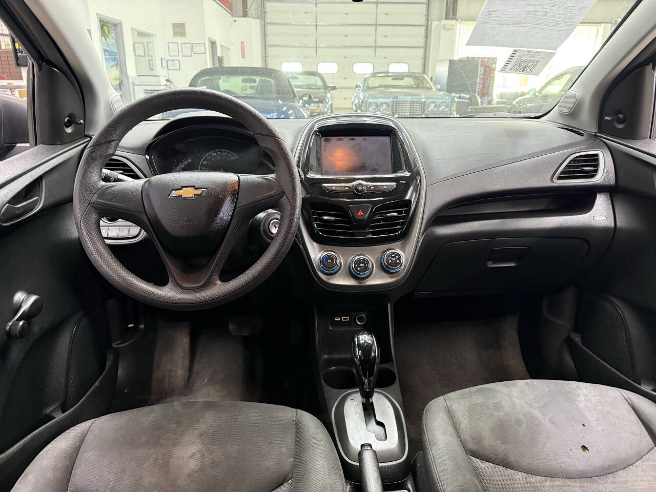 Vehicle image 20