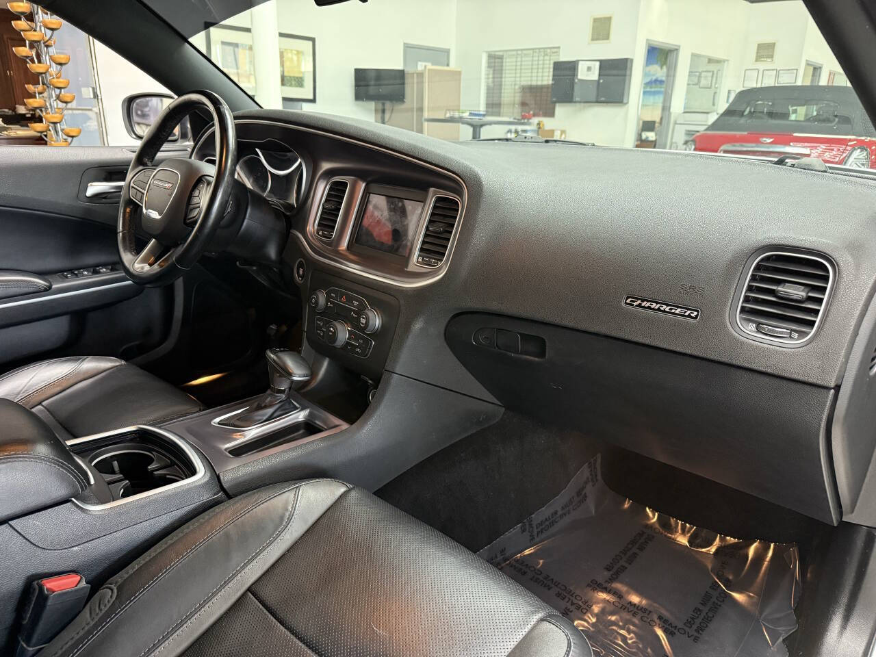 Vehicle image 17