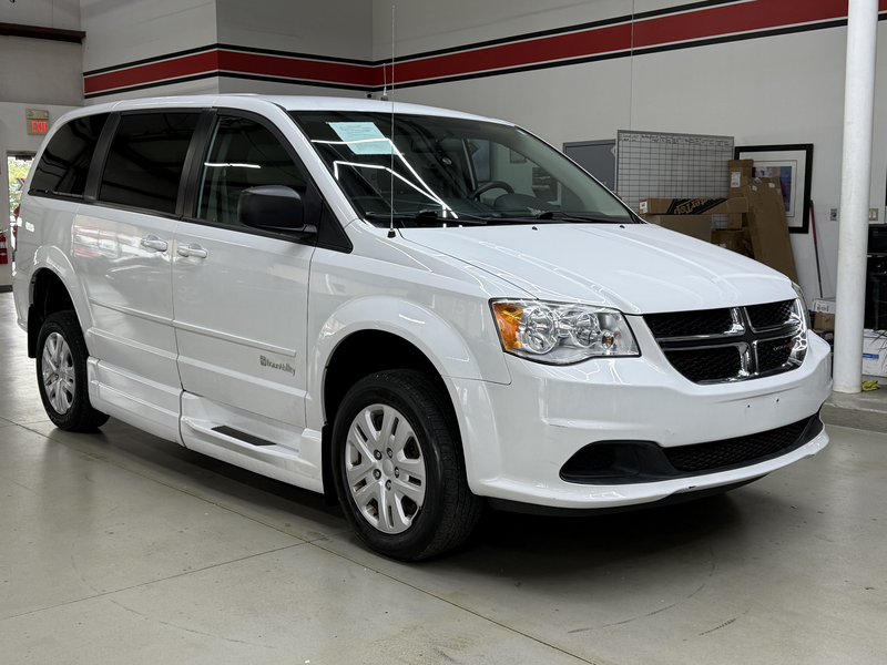 Vehicle image 0