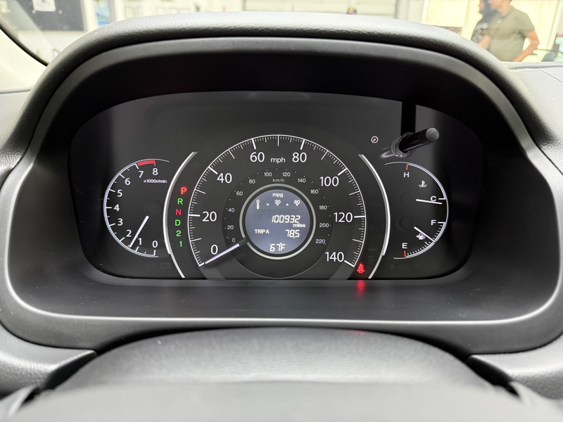 Vehicle image 25