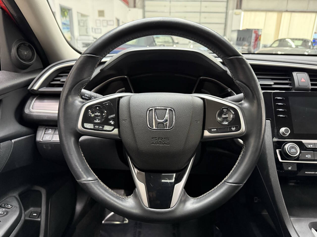 Vehicle image 21