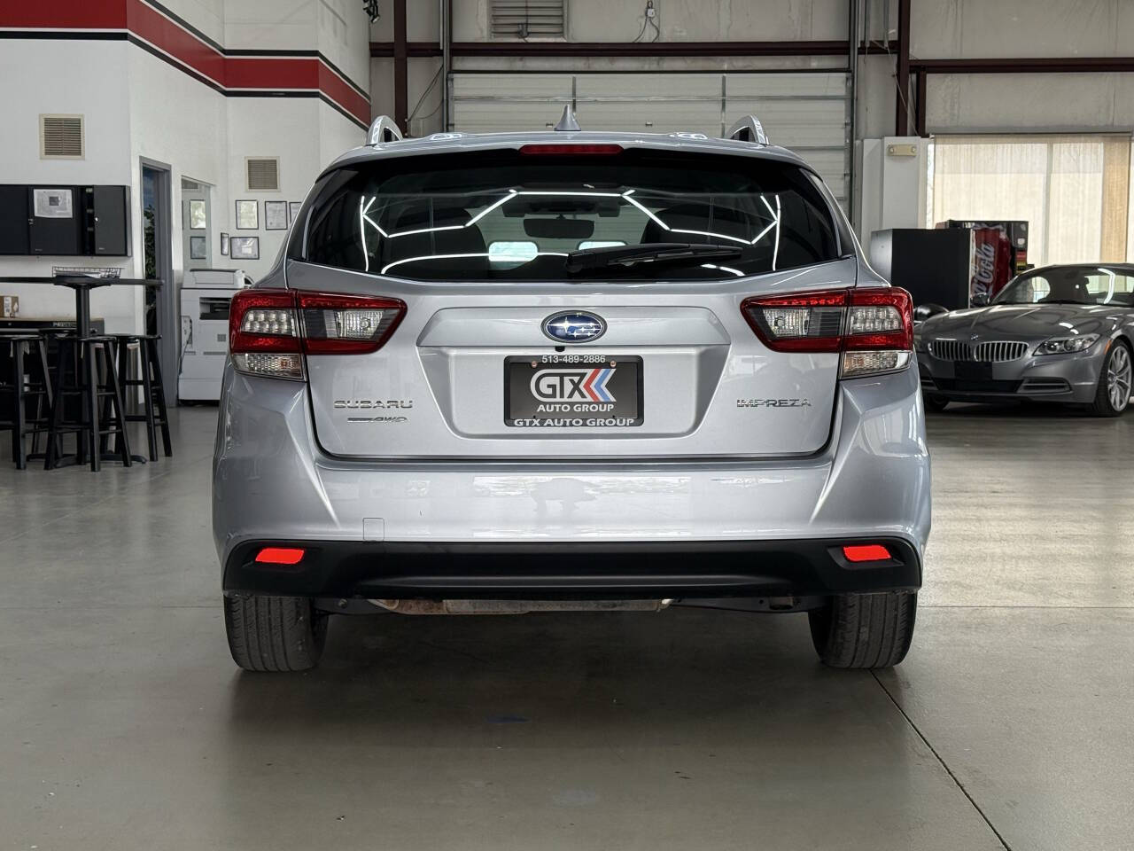 Vehicle image 6