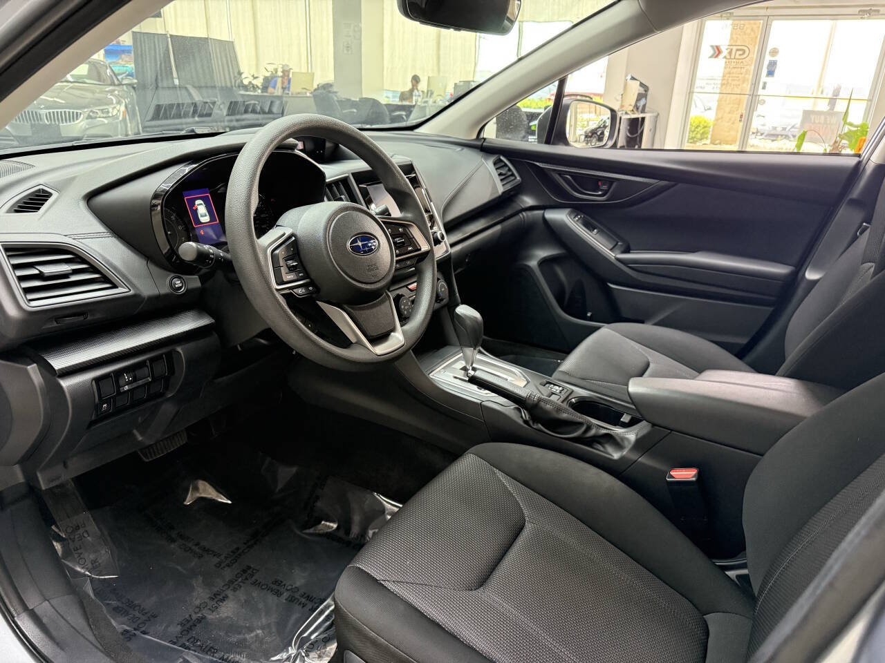 Vehicle image 18