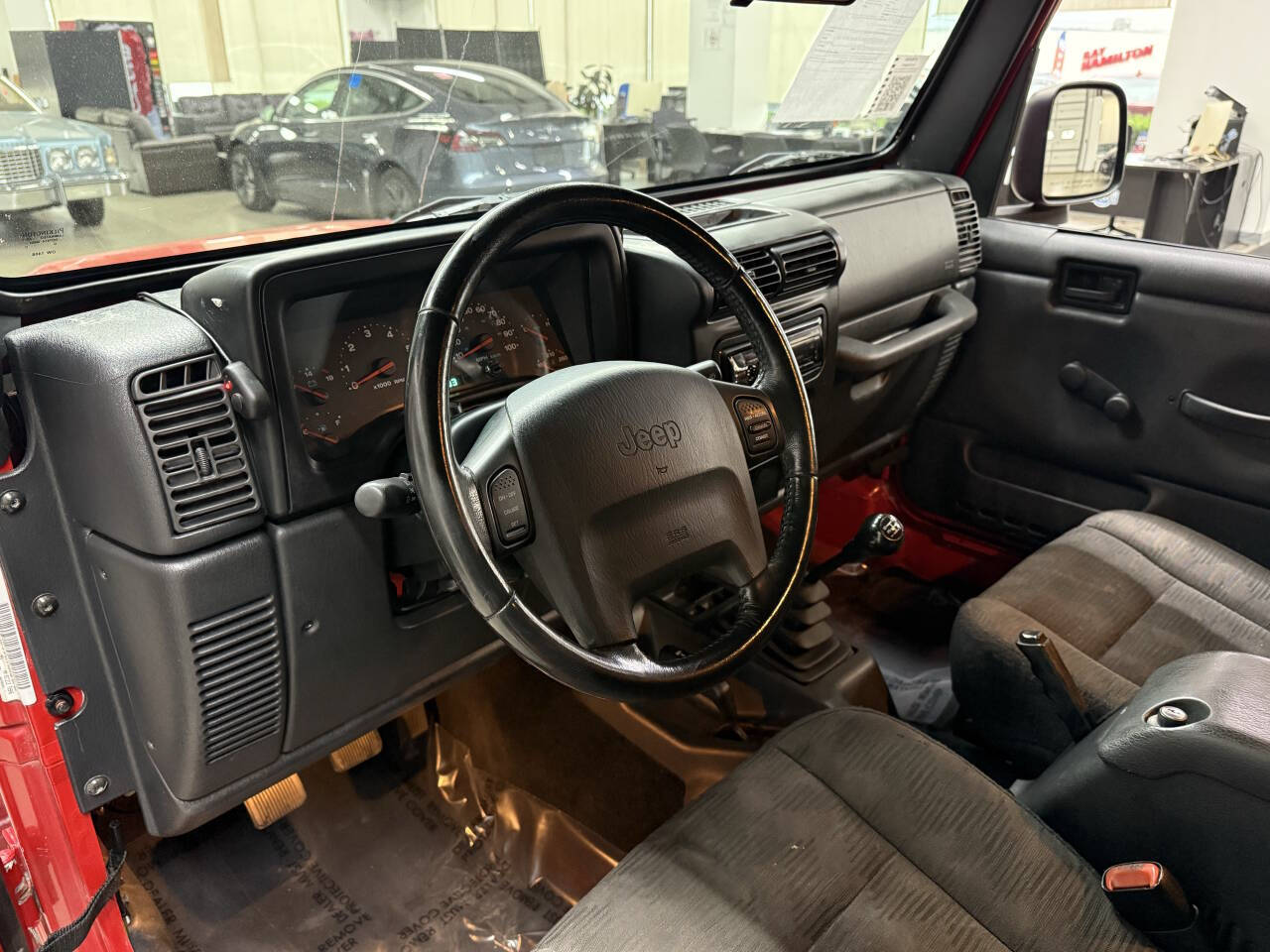 Vehicle image 14