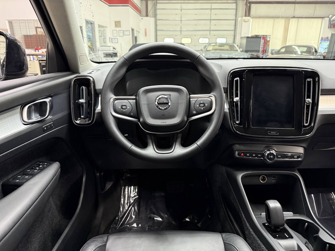 Vehicle image 20