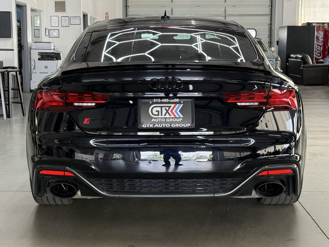 Vehicle image 5