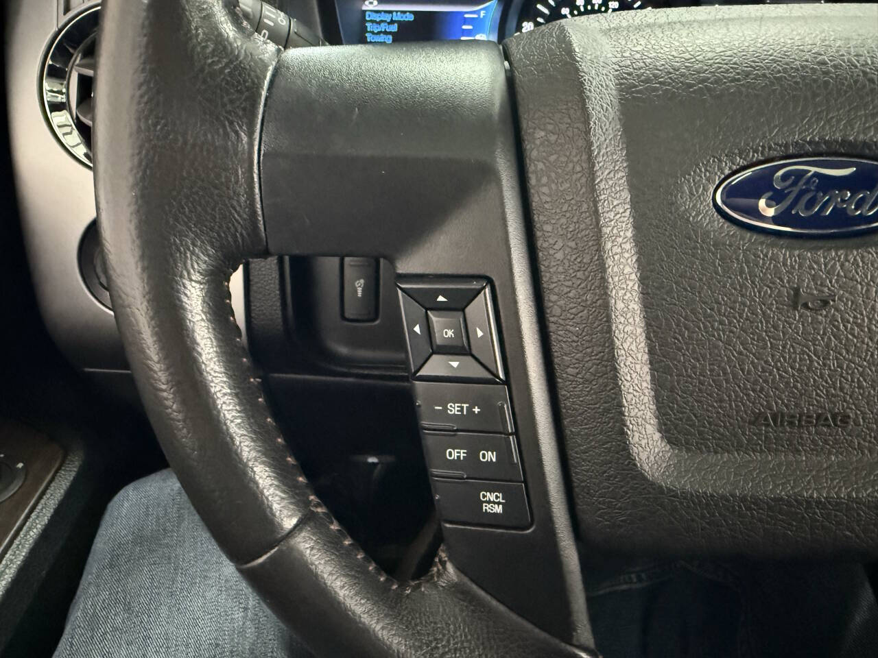Vehicle image 24