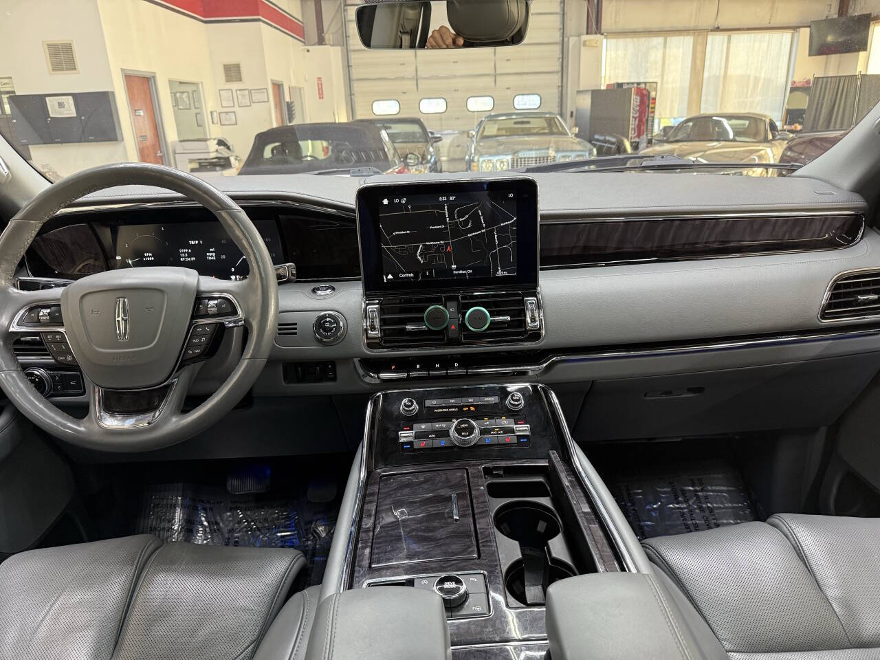 Vehicle image 21